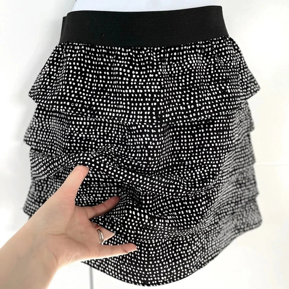 Central Park West/ Black and white polka dot/ Layered mini skirt/ Size US XS - Picture 5 of 8